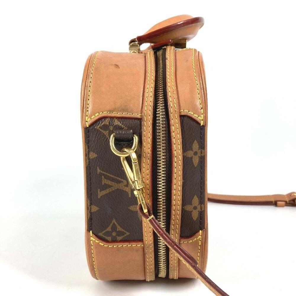 LOUIS VUITTON Brown Monogram Canvas Shoulder Bag - Picture 4 of 16